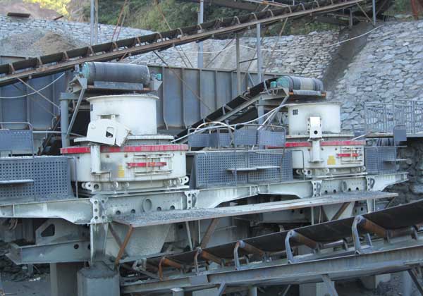 <a href='http://www.lsjy.org/market/1447.html' target='_blank'><u>細碎機</u></a>（三代沖擊式制砂機）