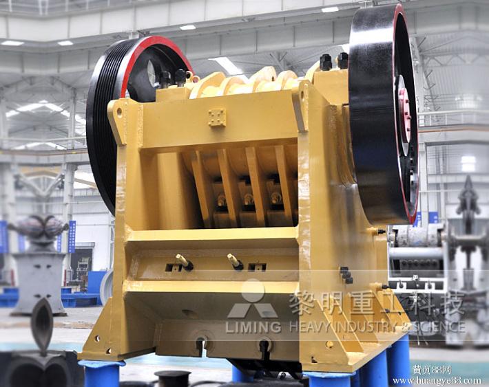 鄂式破碎機，<a href='/eshiposuiji/' target='_blank'><u>鄂破機</u></a>
