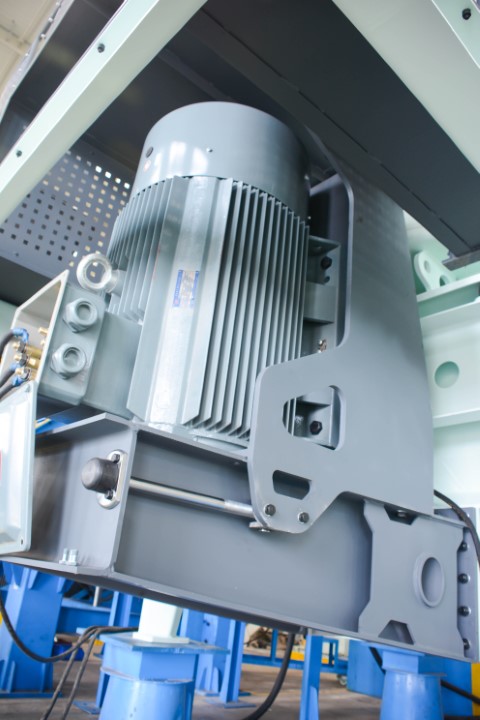 制砂機電機