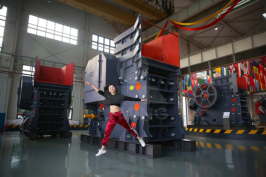 大型顎破機，高度可以達到4米以上