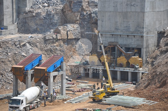 <a href='/wuliao/919.html' target='_blank'><u>玄武巖破碎機</u></a>